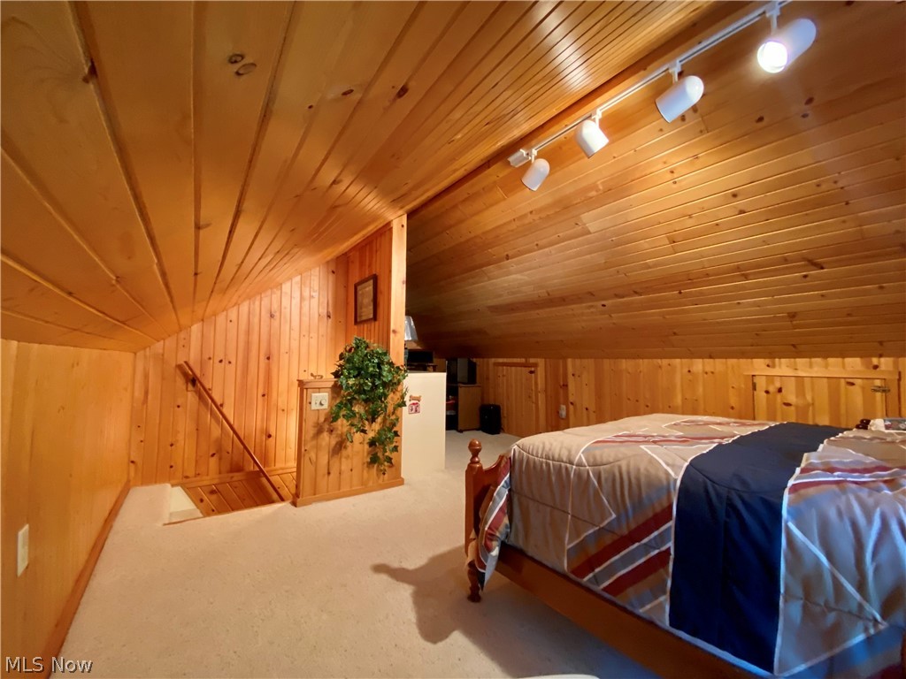 Village/Burton - Residential