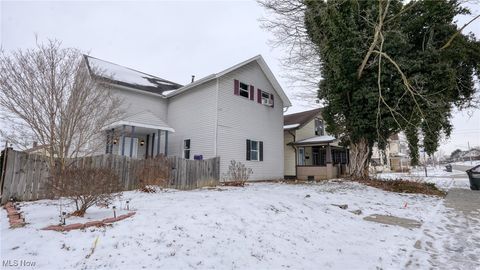 Photo of 615 Clark Street, Cambridge, OH 43725 (MLS # 5179104)