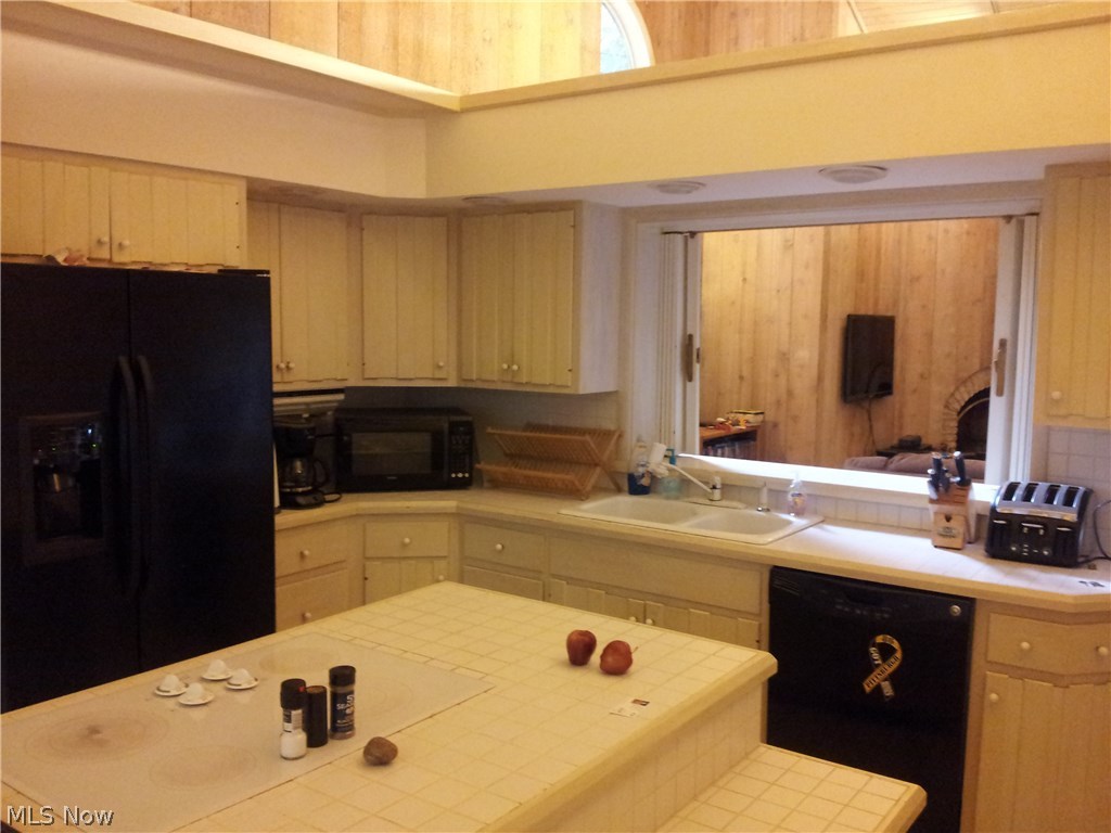 Neely Manor 03 - Residential