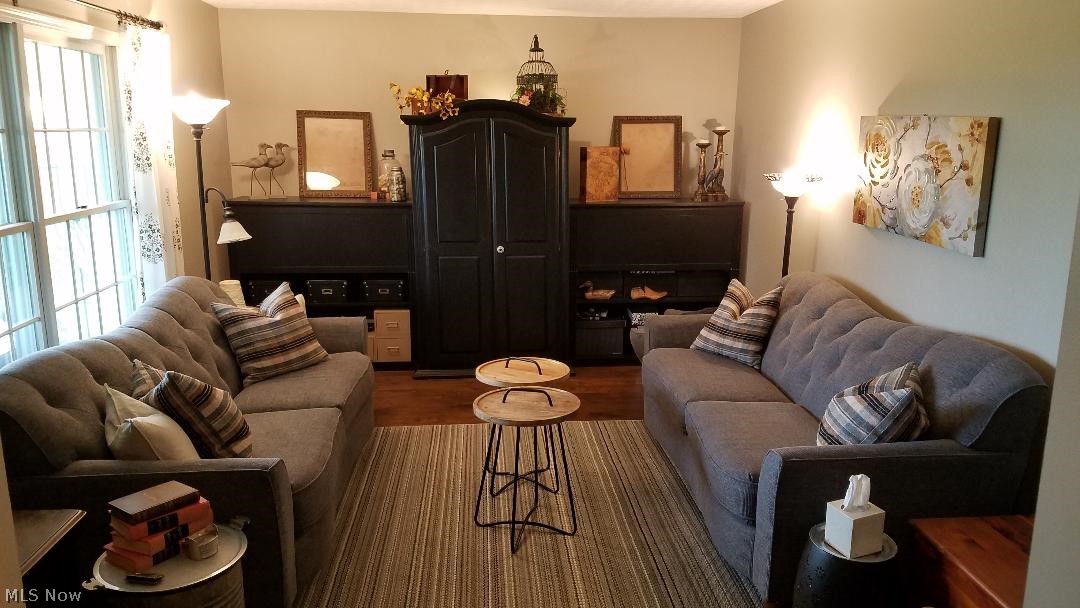 Cinnamon Lake - Residential