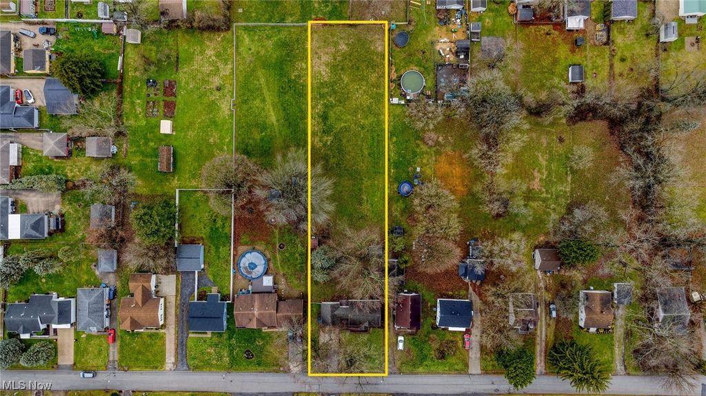 Photo of 568 Stevenson Avenue, Akron, OH 44312 (MLS # 5178962)