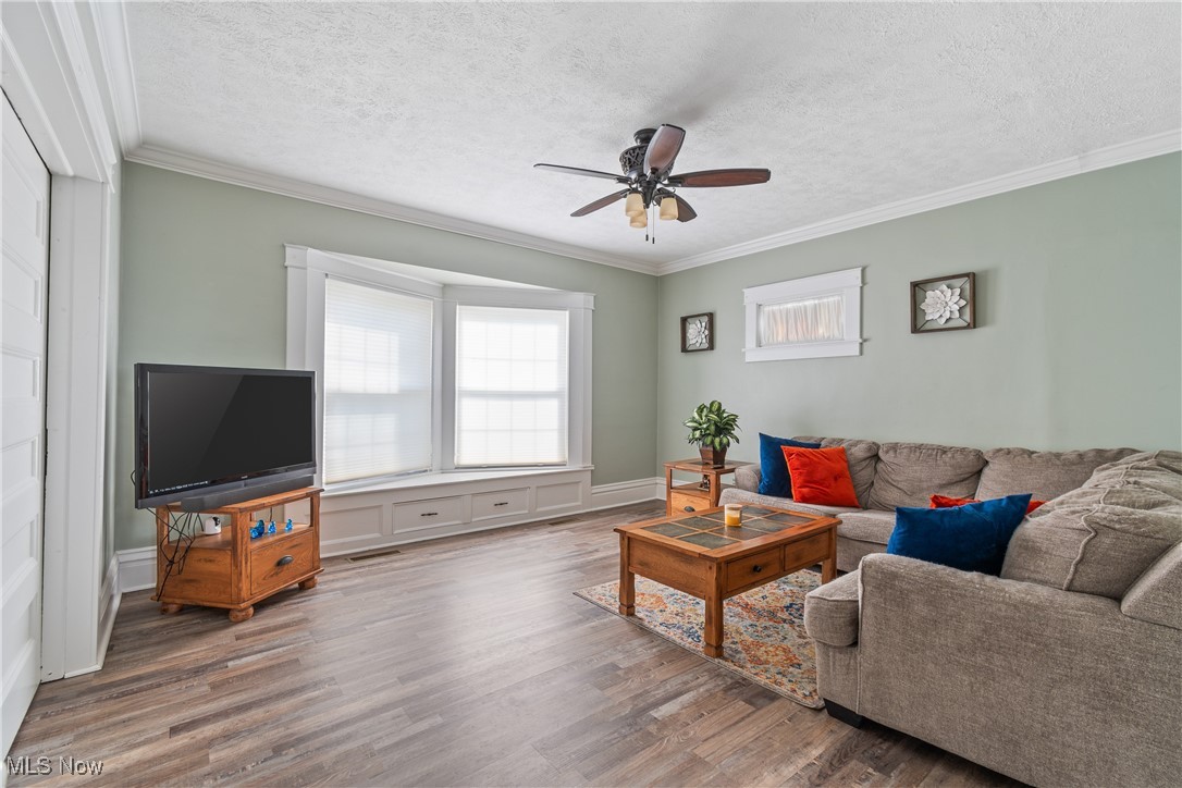 Hartville, Ohio 44632, United States, 3 Bedrooms Bedrooms, ,2 BathroomsBathrooms,Residential,Active,160876