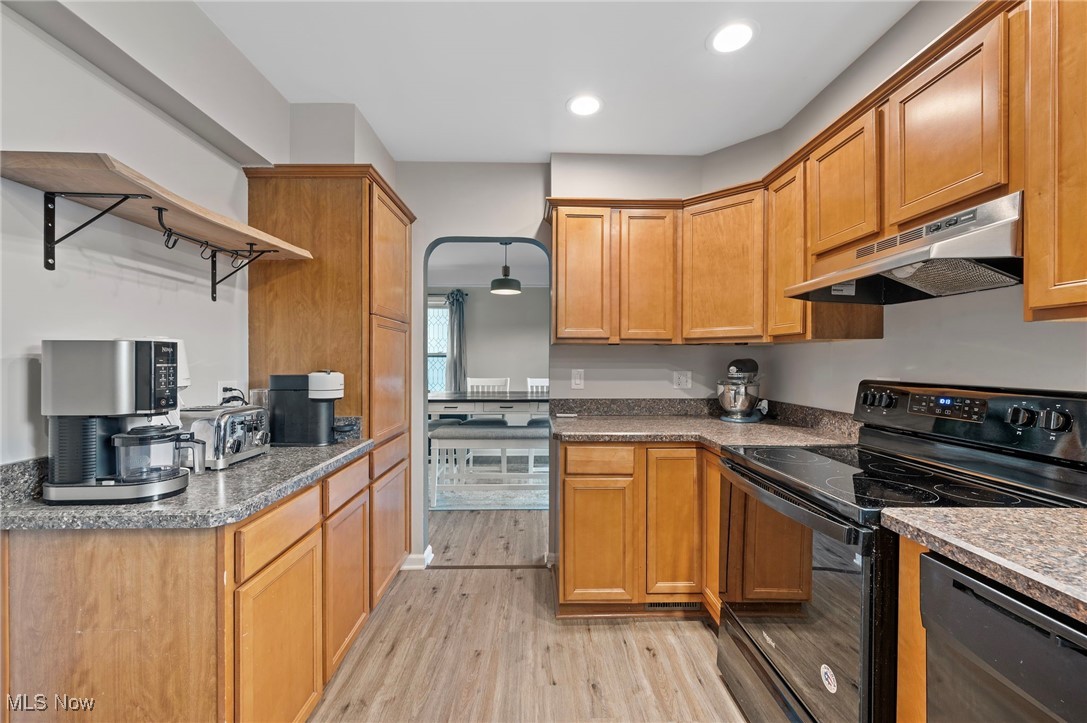 R M Wilkoff & Co Inc Mayf - Residential