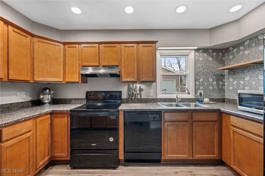 R M Wilkoff & Co Inc Mayf - Residential