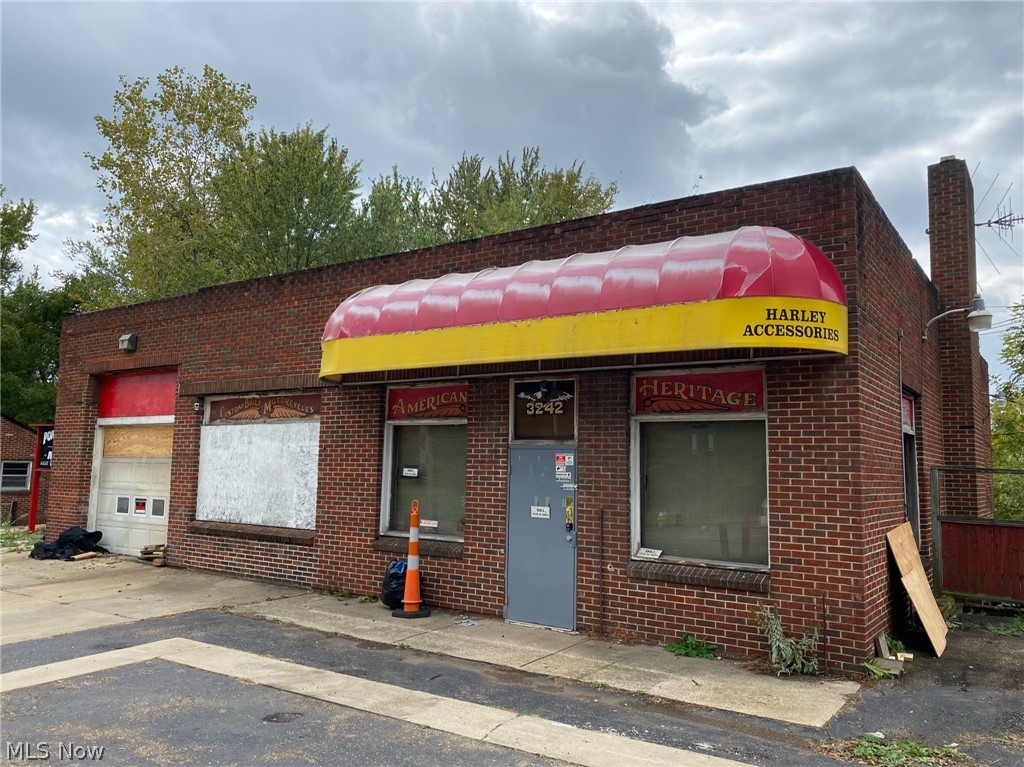 Approximately 160' frontage on S. Main Street in the Portage Lakes area! Formerly the Portage Lakes Auto Sales, this property used to serve as a used car lot, repair shop is now a blank slate for your imagination! This property features 2 buildings on 3 parcels. The 2- story brick commercial building has has 2 levels. Each level is accessible via garage doors. This commercially zoned property has lots of potential. The building is empty, and needs updated. There is also a 2BR, 1BA 672sf home on the one parcel that may qualify as a residence. It is presently a shell and needs repair. Newer electric service has been installed. No other mechanicals are included. Near the corner of Killian, this excellent location is ready for your business!