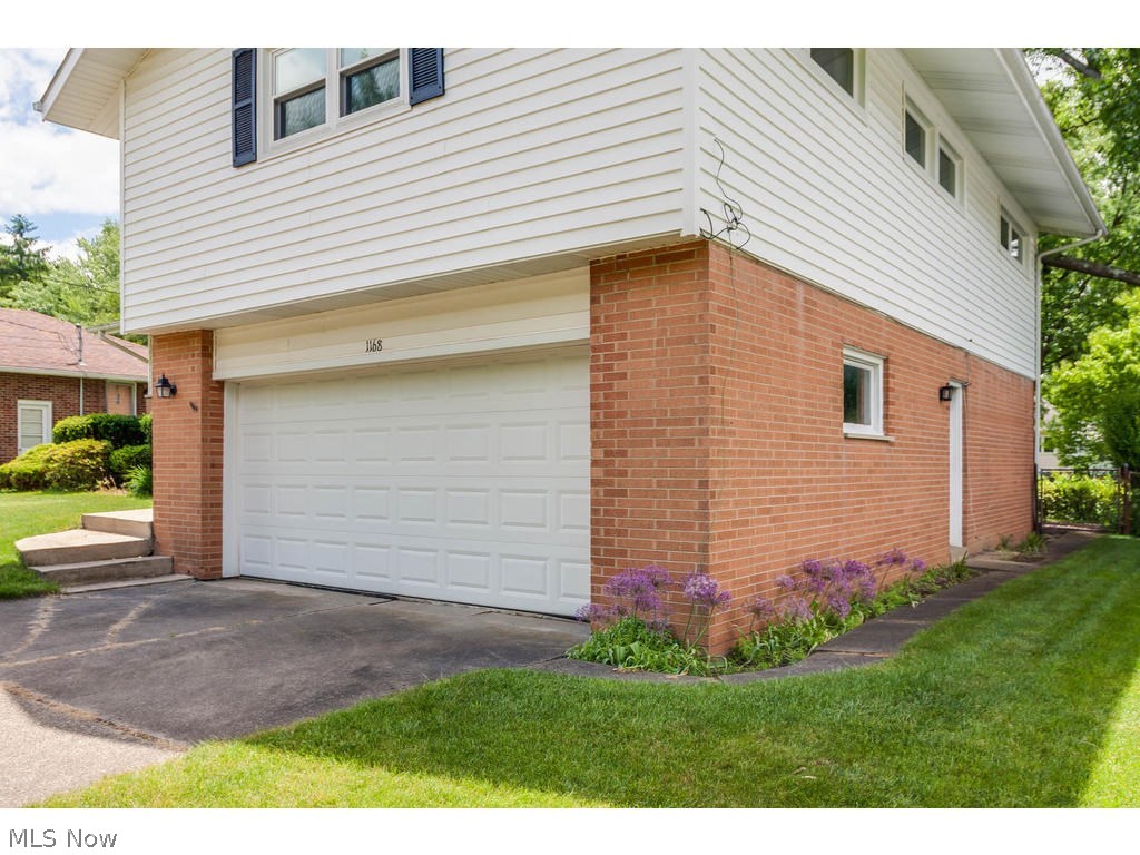 Kenilworth Manor - Residential