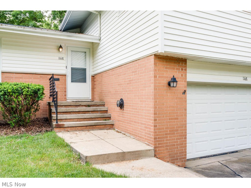 Kenilworth Manor - Residential