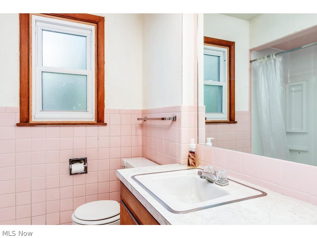 Kenilworth Manor - Residential