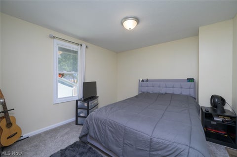 Tiny photo for 185 24th Street NW, Barberton, OH 44203 (MLS # 5239886)