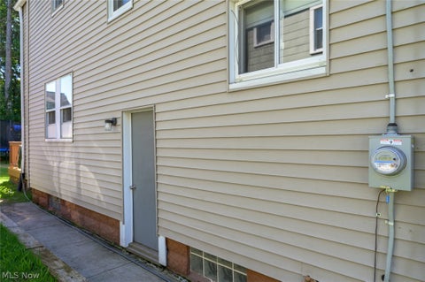Tiny photo for 185 24th Street NW, Barberton, OH 44203 (MLS # 5239886)