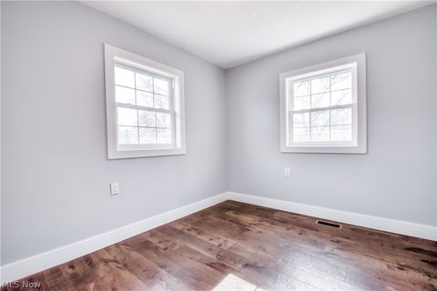 Tiny photo for 7496 Mentor Ave, Mentor, OH 44060 (MLS # 5190047)