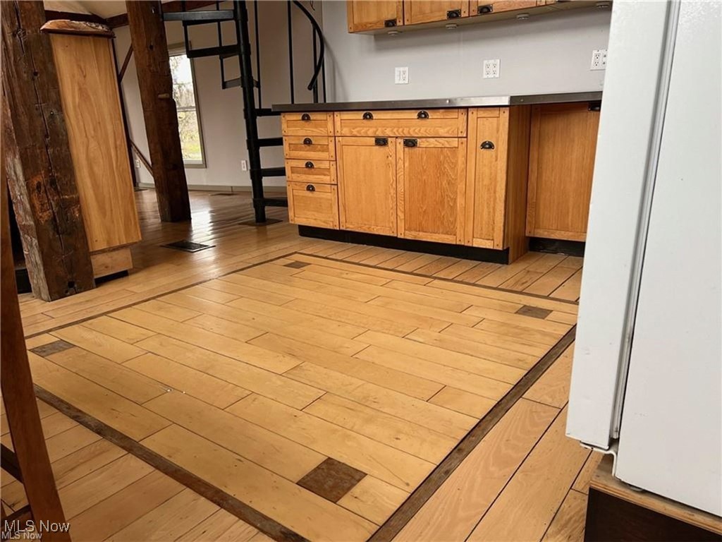 Connecticut Western Reserve - Land