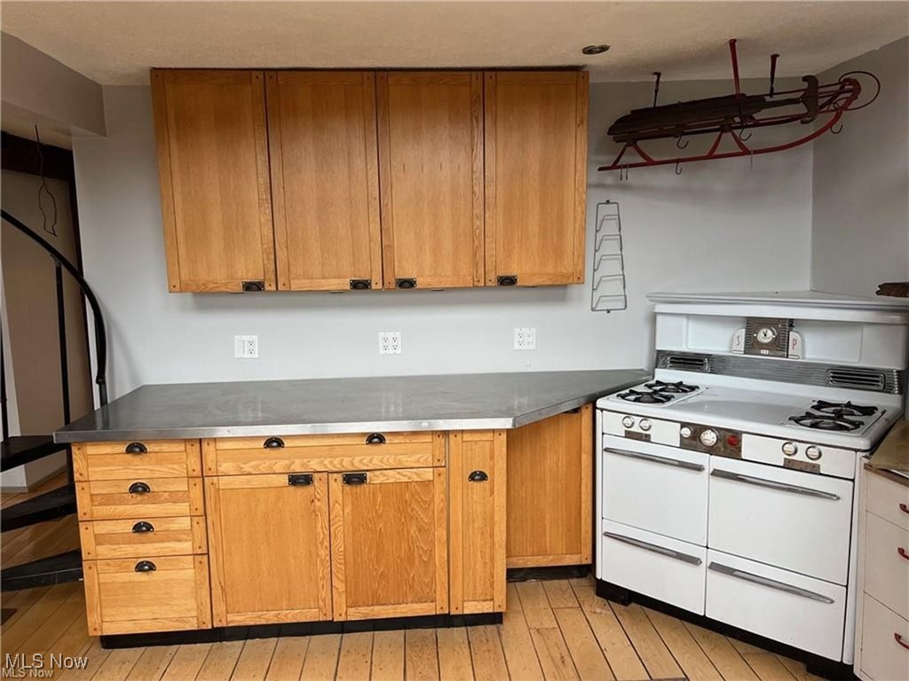 Connecticut Western Reserve - Land