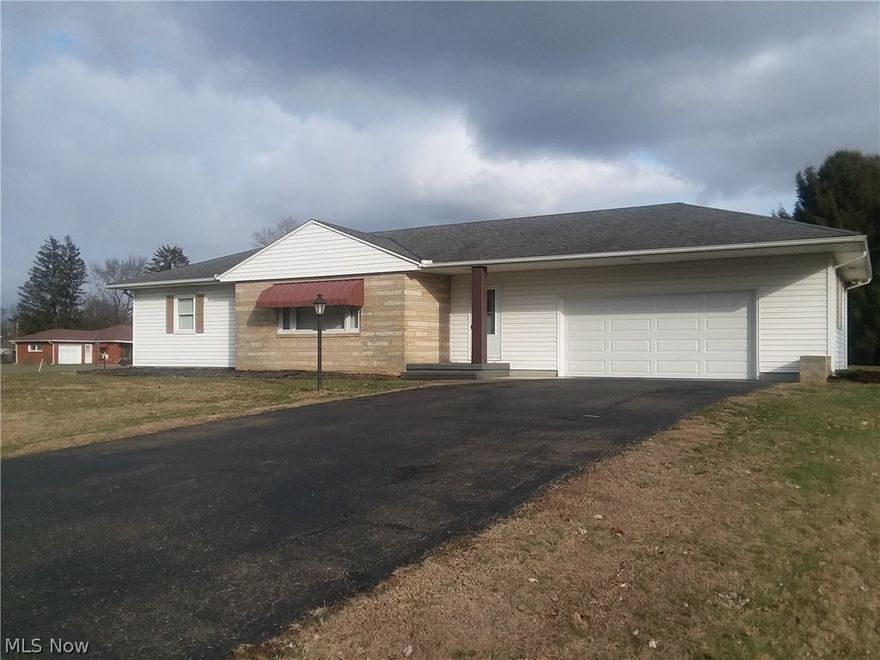 Downsize without sacrifice in this clean, move-in ready, 2 bedroom, 1 bath north-end ranch. A spacious L-shaped living and dining area offers space for entertaining, and includes immediate access to the family room with wood  burning fireplace and exit to the patio outside. Both bedrooms offer spacious double closets with one being a cedar closet for winter storage. Hardwood floors are under newer bedroom carpeting. Built-ins provide ample storage for linens and towels. A large kitchen replacement window offers light and pleasant views to the backyard. A newer vinyl kitchen floor was recently installed. The full basement features a recreational room with retro bar and bar stools for entertainment and separate section with washer and dryer, two sump pumps with new motors,gas  furnace, hot-water tank and additional storage. Features in the carpeted, two-car garage, include electric door opener, and multiple storage areas. 
You will appreciate the ideal location to all north-end activiti