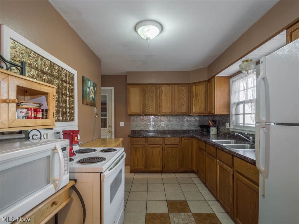 Southeast Blvd 02 - Residential