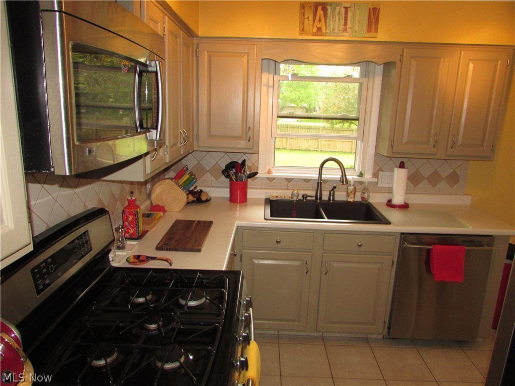 Fairlawn Hts - Residential