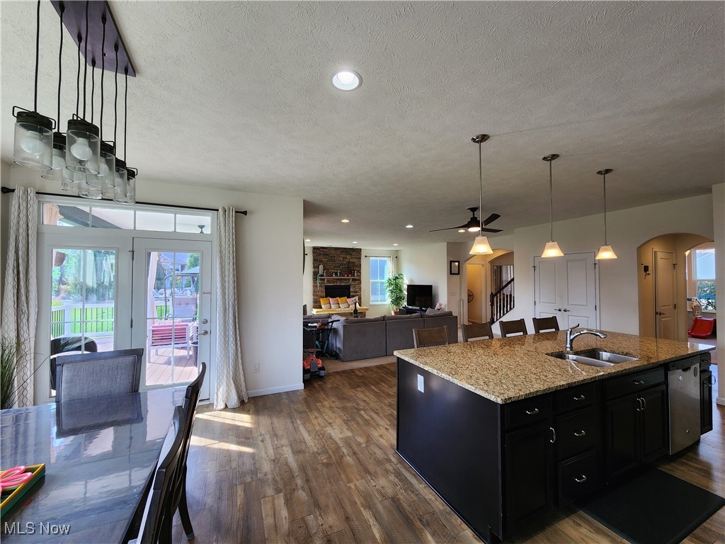 Emeral Estates 12 - Residential Lease