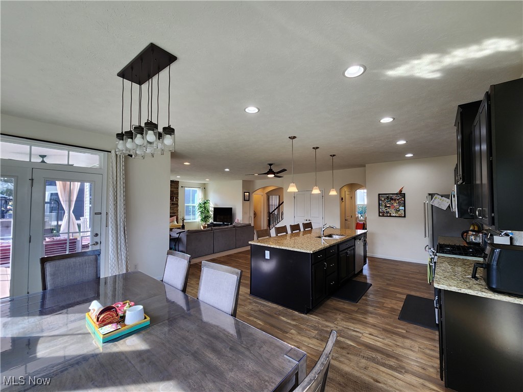 Emeral Estates 12 - Residential Lease