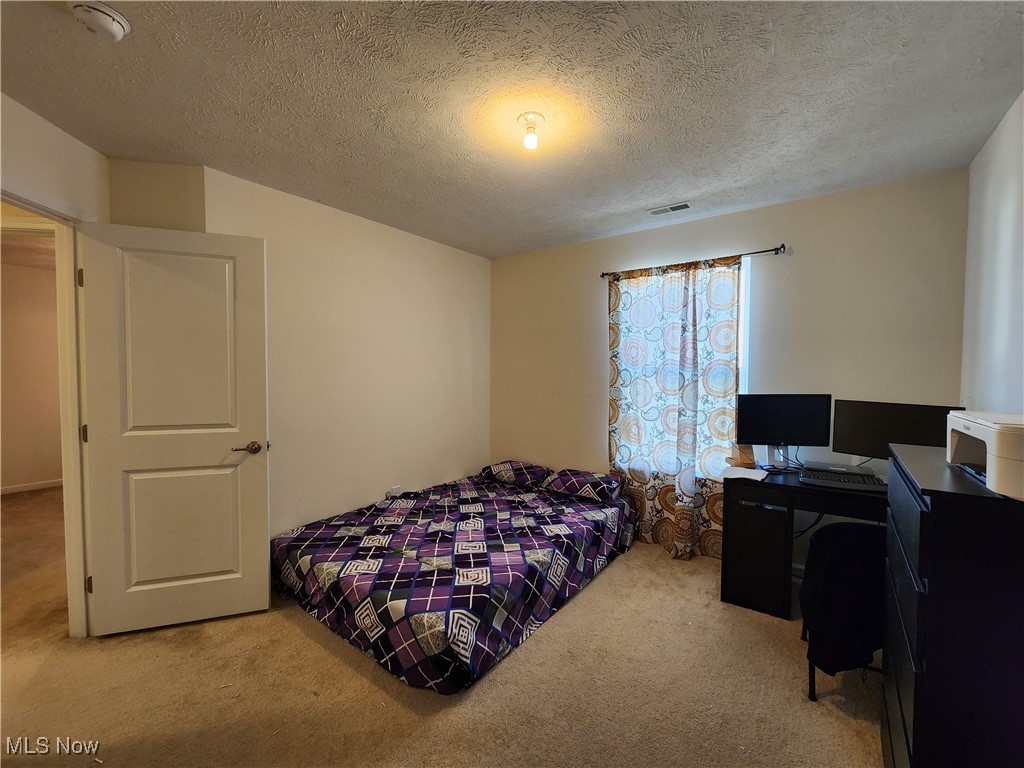 Emeral Estates 12 - Residential Lease