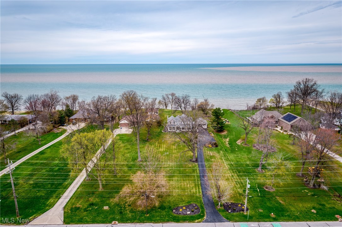 3032 W Erie Avenue, Lorain, Ohio image 1