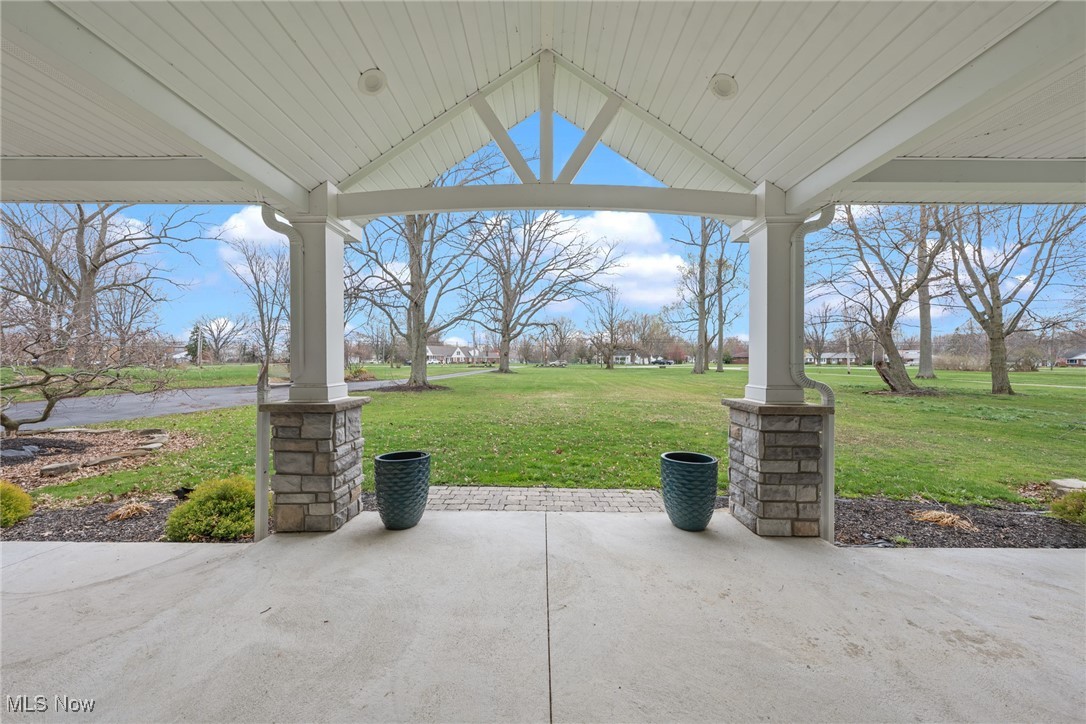 3032 W Erie Avenue, Lorain, Ohio image 32