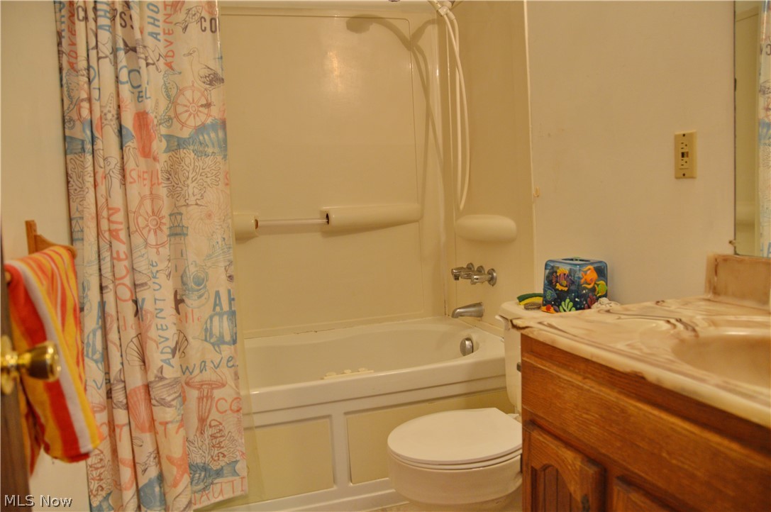 College Hills 01 - Residential