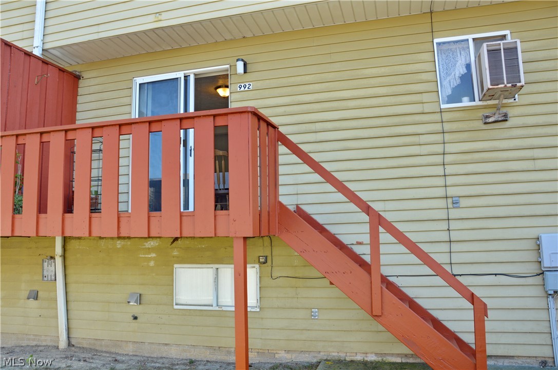 College Hills 01 - Residential