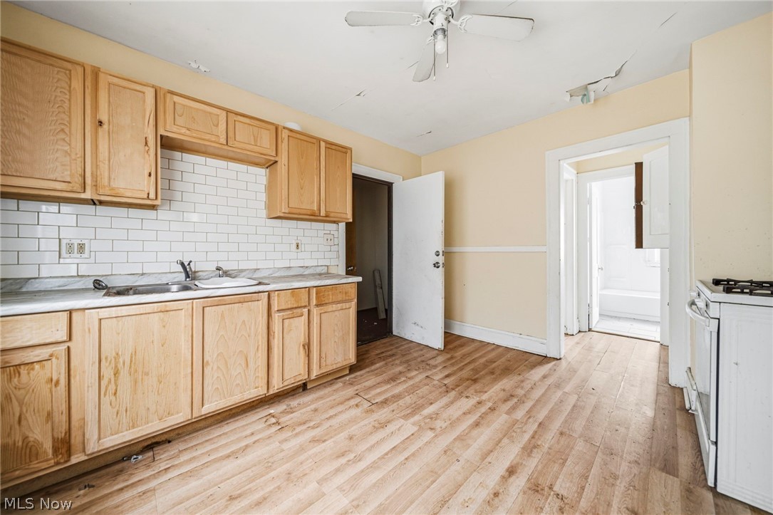 Stanley Heights Sub/M W Southern - Residential Income