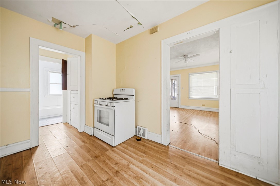 Stanley Heights Sub/M W Southern - Residential Income