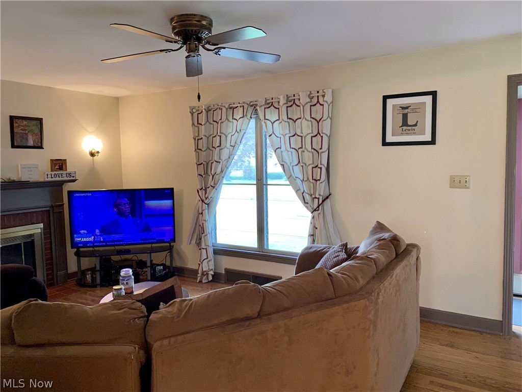 Realty Dev Co 06 - Residential