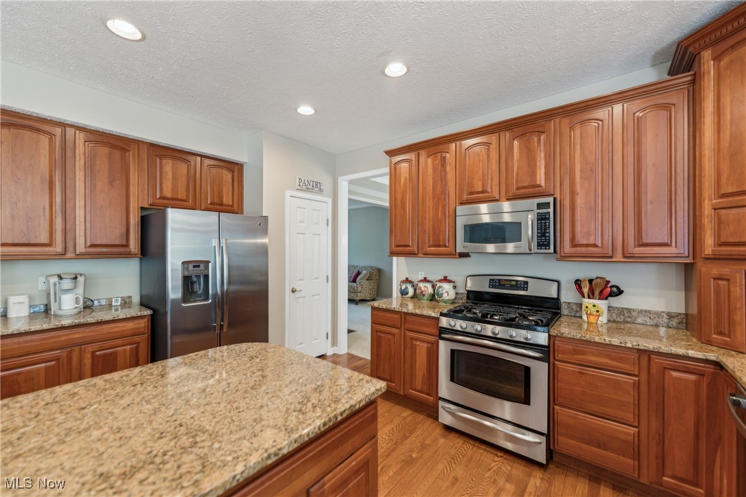 592 Amberley Drive, Uniontown, Ohio image 11