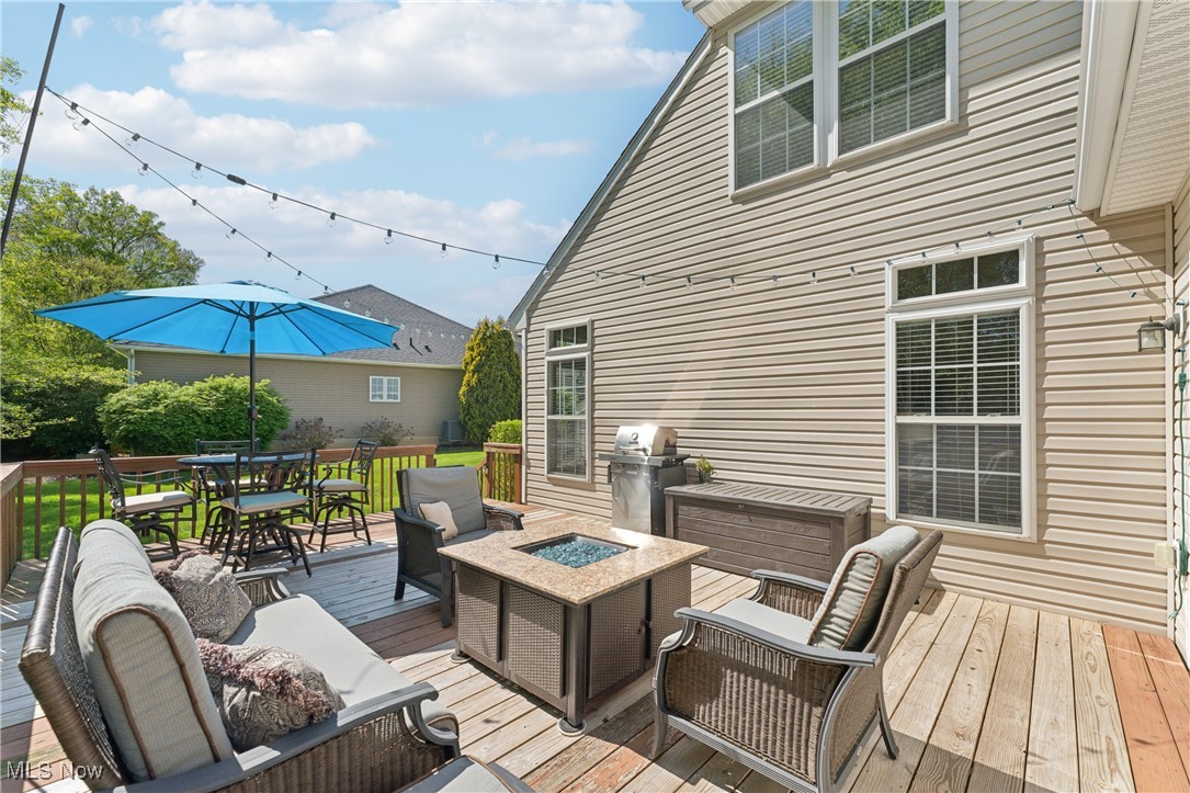 592 Amberley Drive, Uniontown, Ohio image 34
