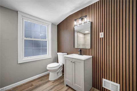 Tiny photo for 1531 Burlington Road, University Heights, OH 44118 (MLS # 5188119)