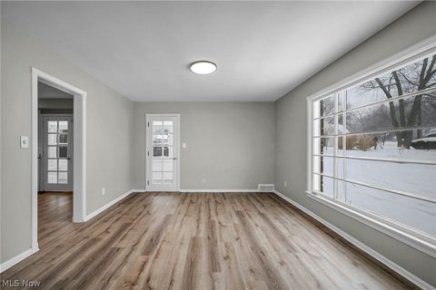 Tiny photo for 1531 Burlington Road, University Heights, OH 44118 (MLS # 5188119)