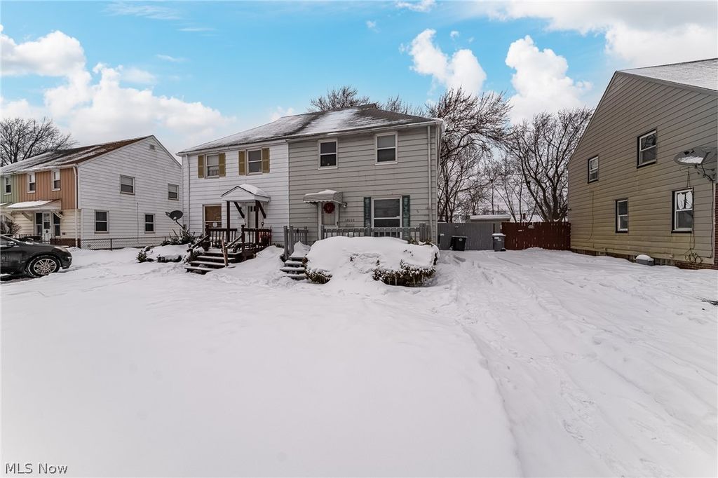 Photo of 12600 Astor Avenue, Cleveland, OH 44135 (MLS # 5186161)