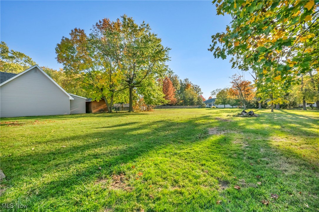 248 E 293rd Street, Willowick, Ohio image 9