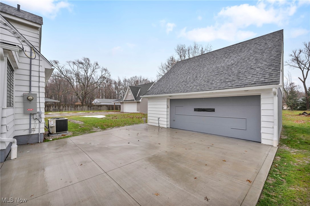 248 E 293rd Street, Willowick, Ohio image 31