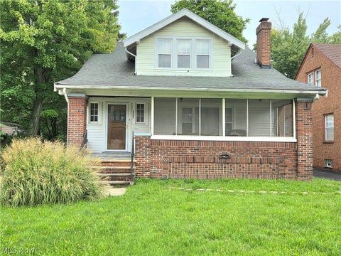 Homes For Sale - 3567 Antisdale Avenue<br/> Cuyahoga County, Cleveland Heights, OH 44118