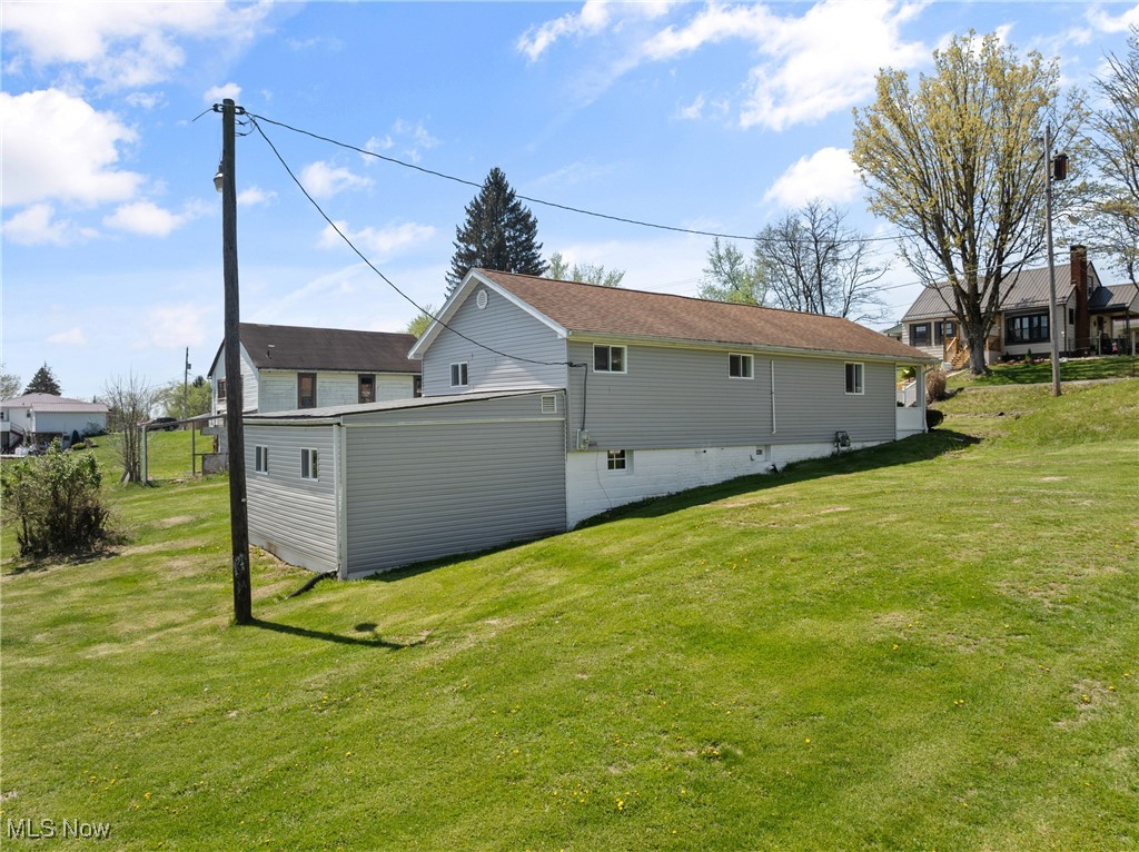 150 Locust Street, Wintersville, Ohio image 28