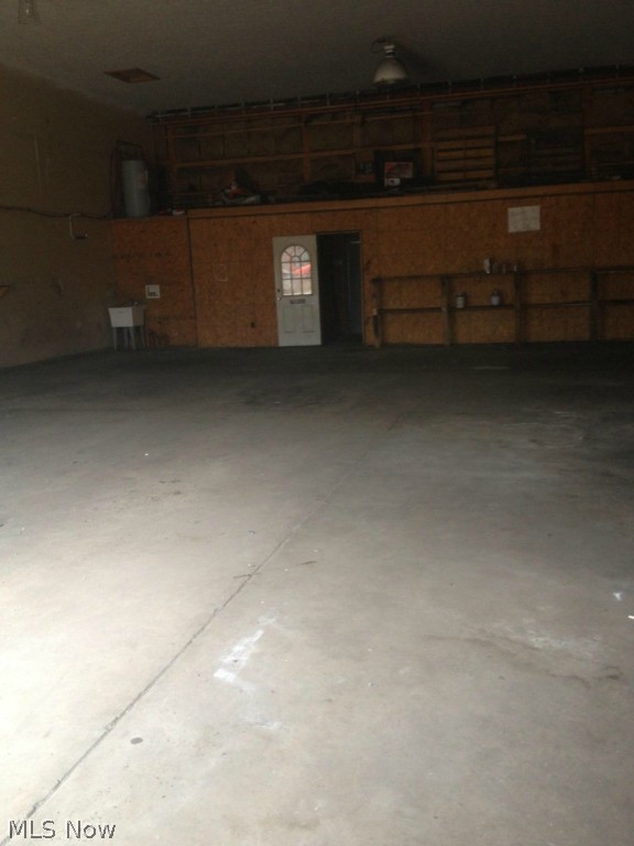 Springfield 01 - Commercial Lease