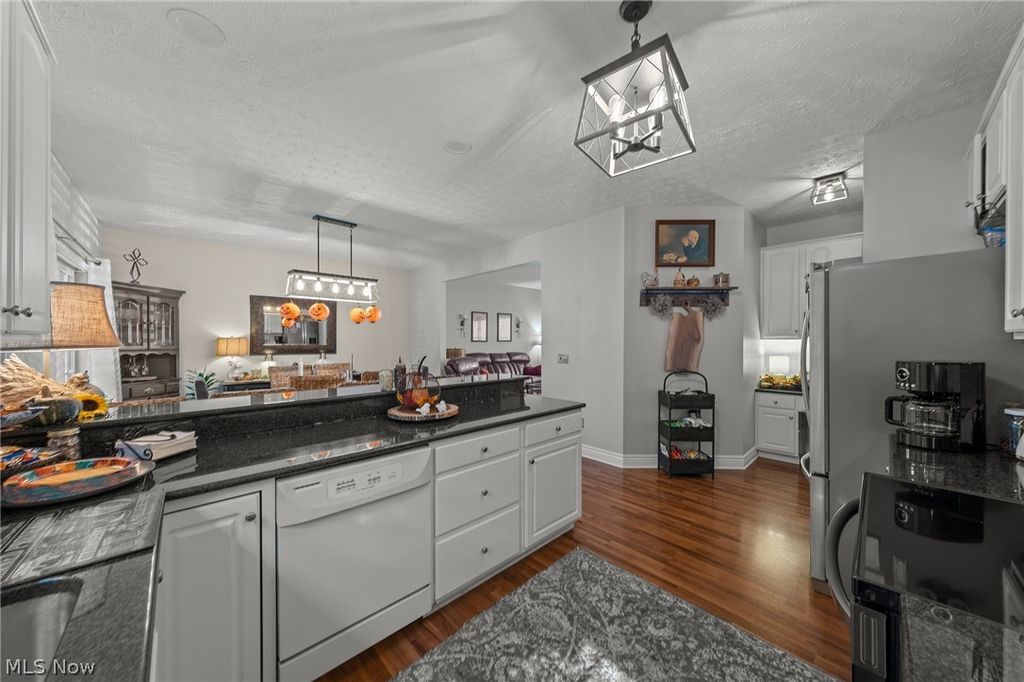 Photo of 3953 Hilltop Drive, Vermilion, OH 44089 (MLS # 5198396)