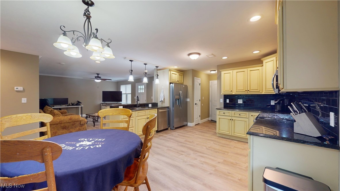 416 Elm Street Unit B St, Belpre, Ohio image 3