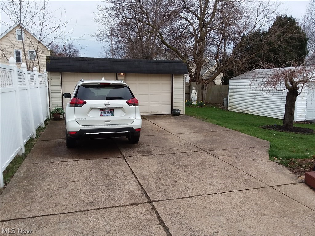 Stone Hickox Hosmer Bates & Sm - Residential