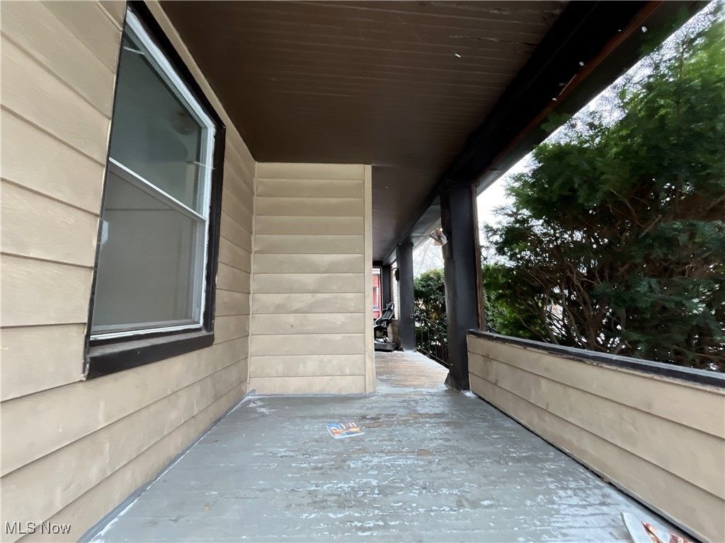 Photo of 1629 Elberon Avenue, Euclid, OH 44112 (MLS # 5178103)