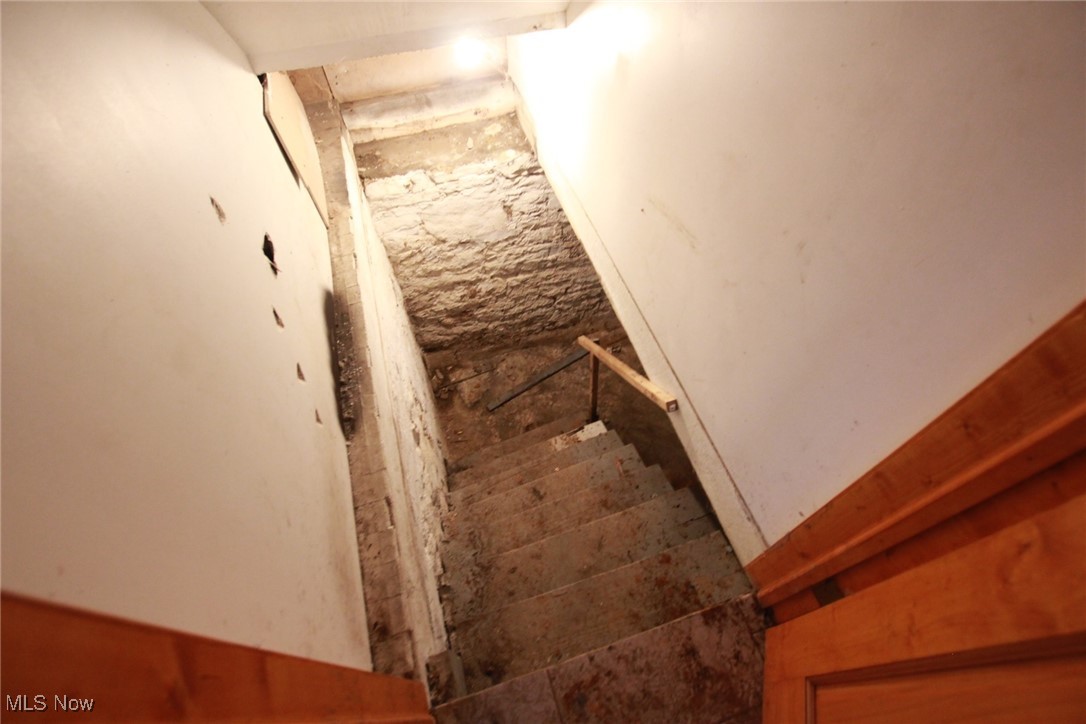 S Wat 4th - Residential