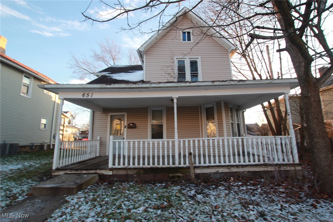 S Wat 4th - Residential