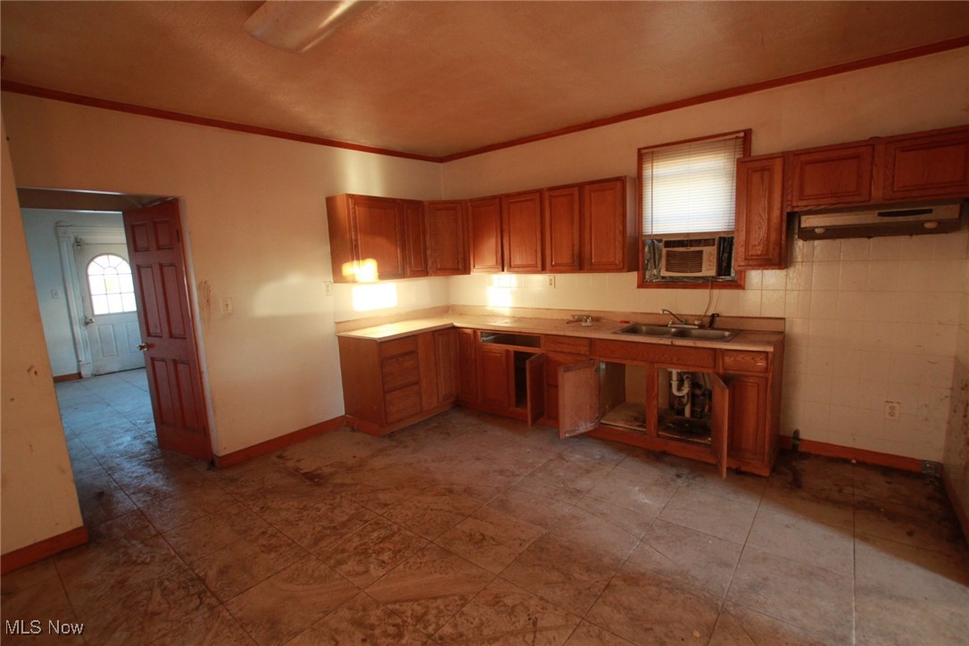 S Wat 4th - Residential