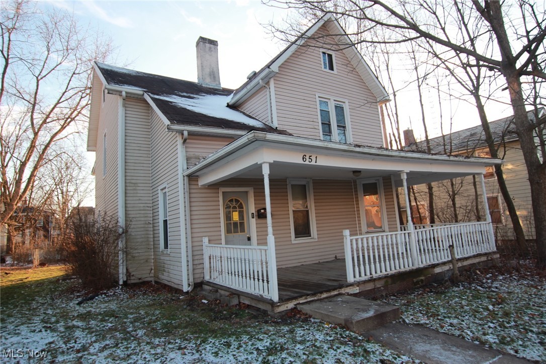 S Wat 4th - Residential