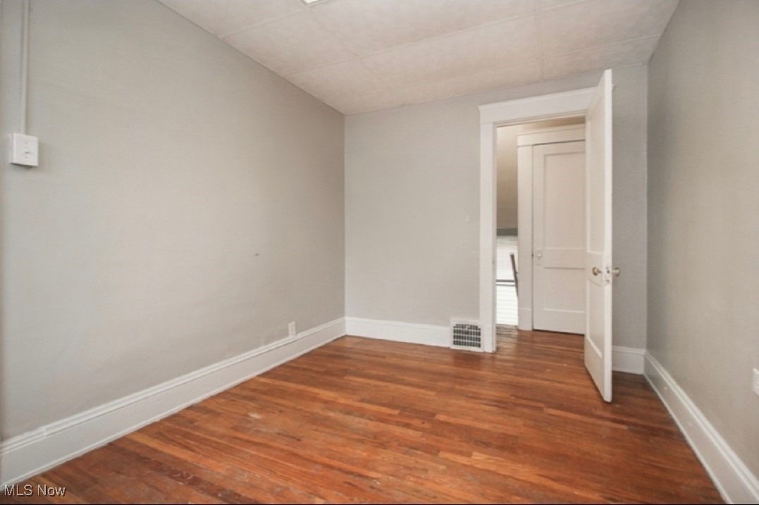 Cleveland Heights Blvd - Residential