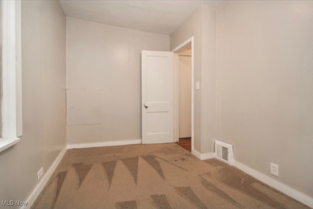 Cleveland Heights Blvd - Residential